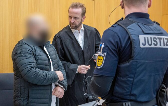 Prozess wegen versuchten Mordes