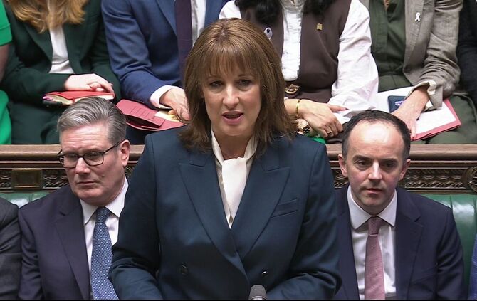 Britische Finanzministerin Reeves legt den Haushalt vor