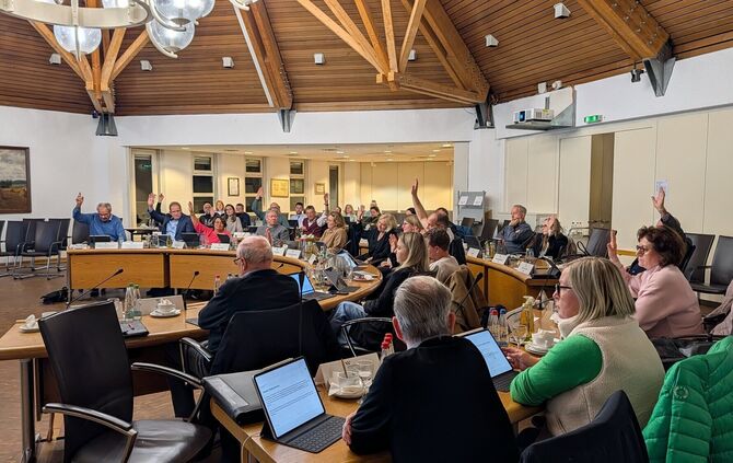 pxl_20251125_183741857