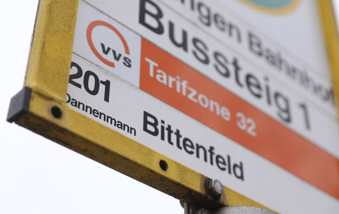 Haltestelle Bus waiblingen beinsten schild 201 Bussteig symbol symbolbild symbolfoto