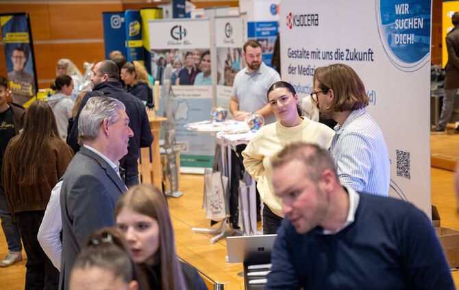 job_karriere_2025025_8305