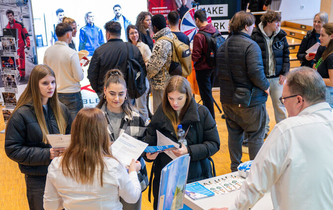 job_karriere_2025025_8365 - 1