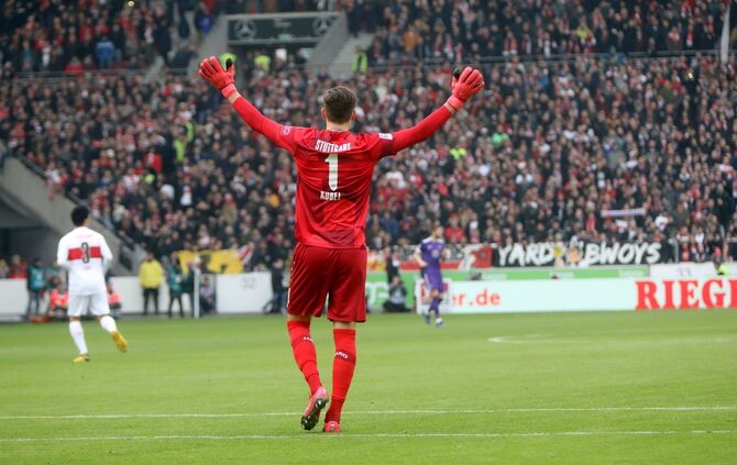 Kopie von VfB-Torhüter Gregor Kobel_1