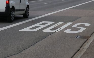 busspur bus symbol symbolbild symbolfoto