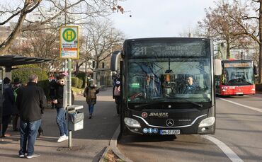 Buslinie 211 - 1 - 1 - 1 - 1 - 1