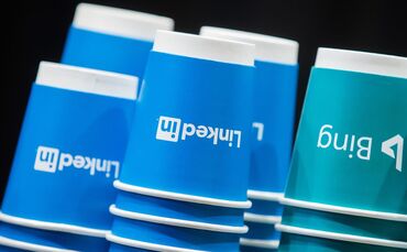 Netzwerk LinkedIn und Suchmaschine Bing