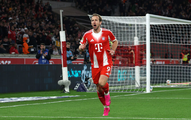 Fußball VfB Stuttgart vs. FC  Bayern München