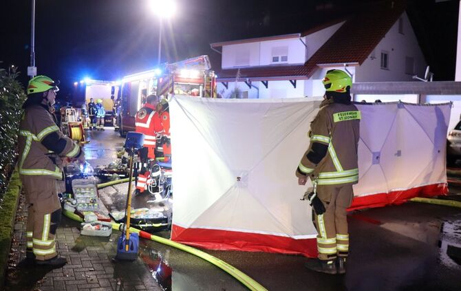 Zwei Tote bei Brand in Einfamilienhaus