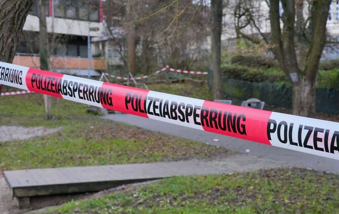 16-Jähriger auf Stuttgarter Spielplatz angeschossen