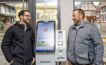 Apothekenautomat in der Bäckerei Schmid