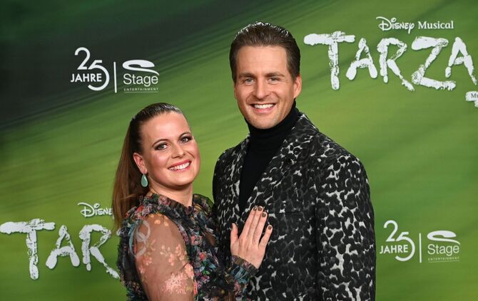 Alexander Klaws mit seiner Ehefrau Nadja Scheiwiller
