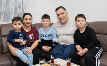 Nayif Ekinci mit seiner Familie