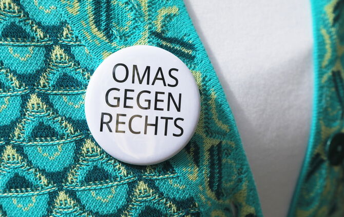 Omas gegen rechts