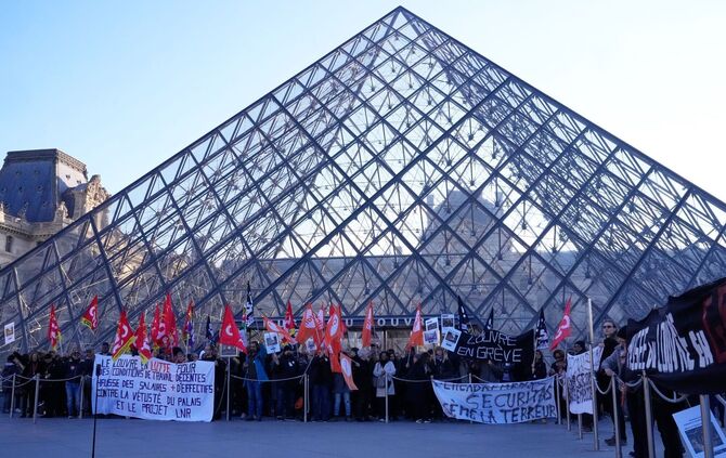 Mitarbeiter des Louvre streiken