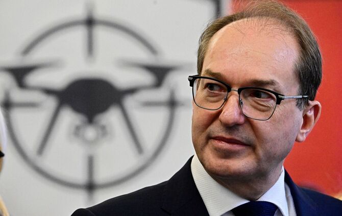 Eröffnung des Drohnenabwehrzentrums mit Dobrindt