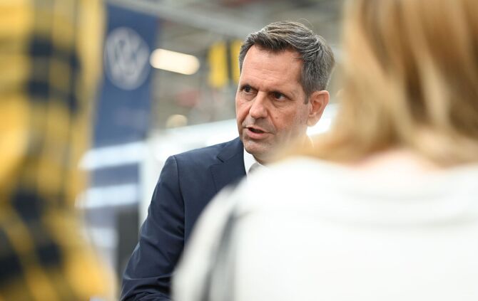 Olaf Lies bei Volkswagen