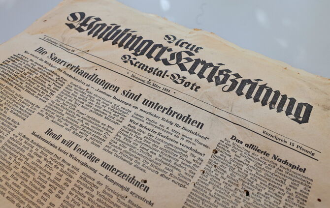 uralte Zeitung 1954