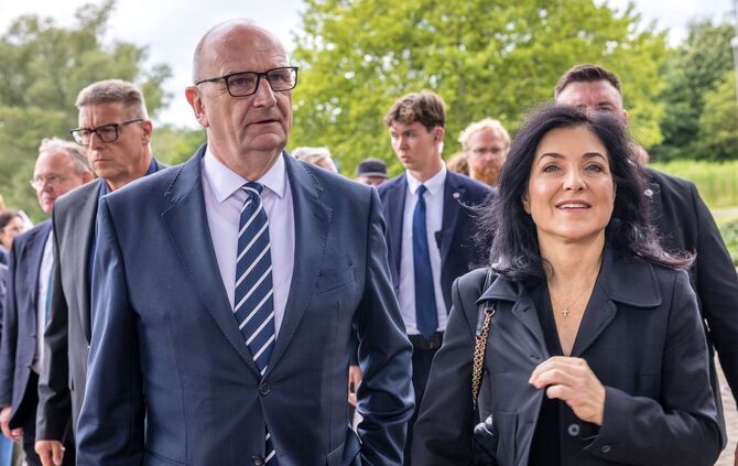 Ministerpräsident Woidke und Bundeswirtschaftsministerin Reiche