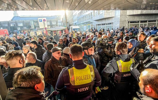 Nach dem Einbruch in den Tresorraum einer Bank