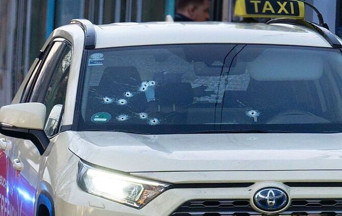 Schüsse auf Taxi-Fahrgast