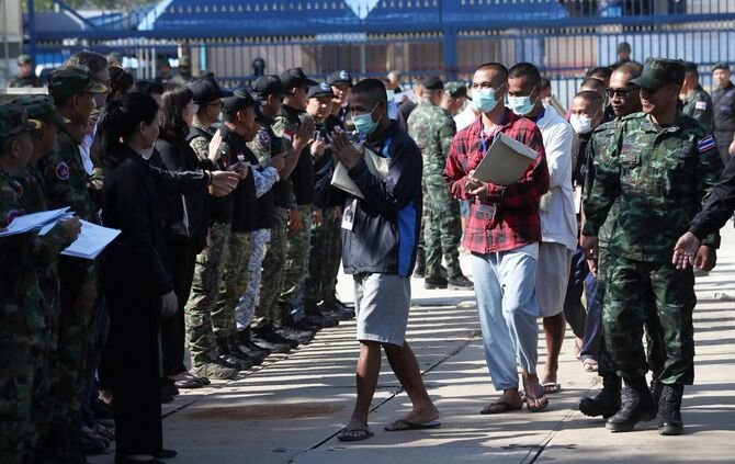 Thailand lässt 18 kambodschanische Kriegsgefangene frei