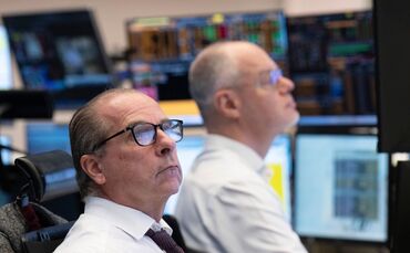 DAX steigt auf Rekordhoch