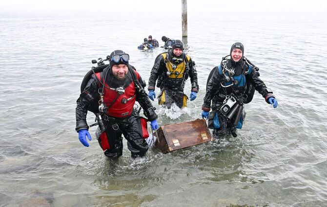 Traditionelles Dreikönigstauchen in Überlingen