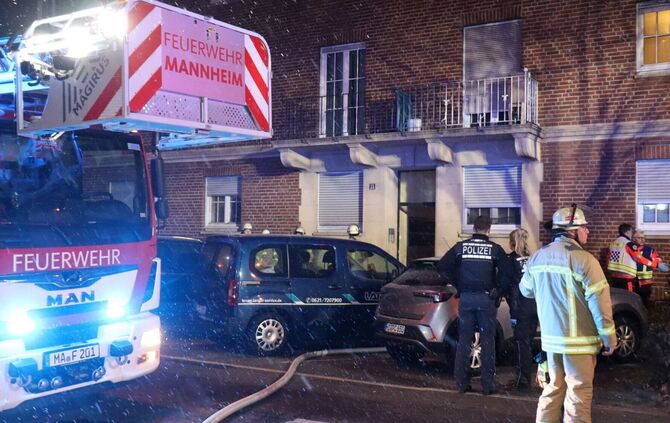 Wohnungsbrand in Mannheim – Mann lebensgefährlich verletzt