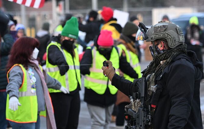 Frau stirbt nach Schüssen eines ICE-Beamten in Minneapolis