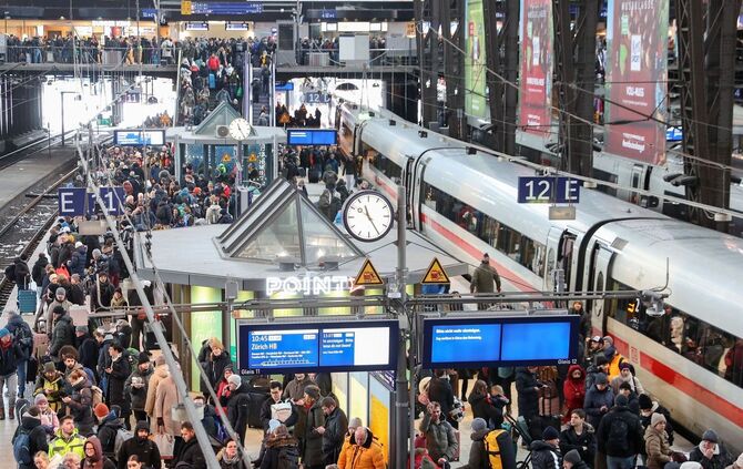 Auf Schnee folgt Eis - Gefahr auf glatten Straßen