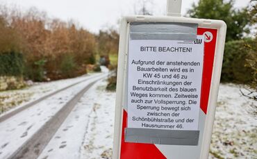 Im Herbst 2025 haben die Arbeiten an der Trinkwasserfernleitung auf dem Schönbühl begonnen - abgeschlossen sind sie aber noch la