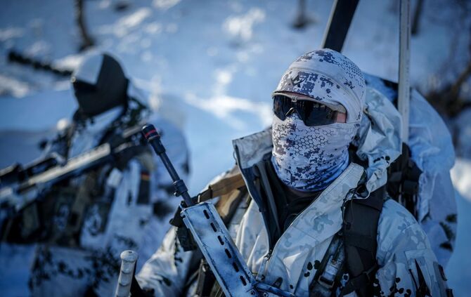 Bundesverteidigungsminister  Pistorius besucht Nato-Übung