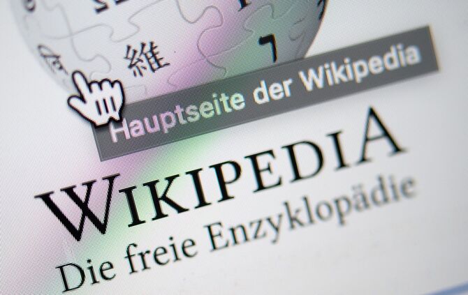 Wikipedia-Logo