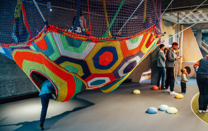 Auf zwei Etagen können sich die Kinder austoben.