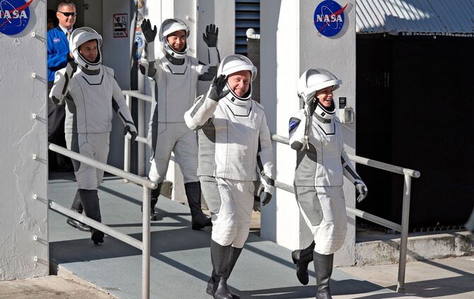 Vor dem Start zur ISS