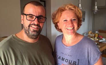 Helga Haag (55) und Igor Djurica (54) aus Welzheim leben in Montenegro - und stellen auf der CMT ihr Urlaubsangebot Mio Monte vo