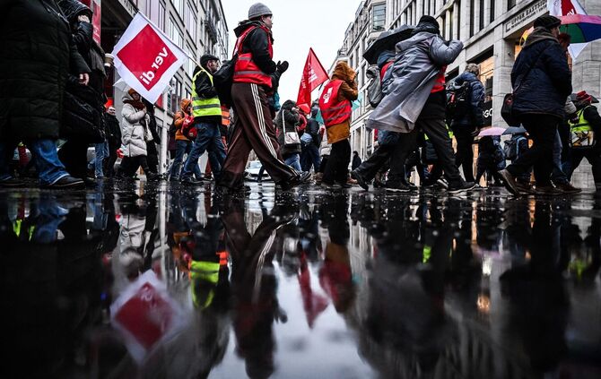 Warnstreik im öffentlichen Dienst in Berlin und Brandenburg