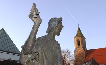 Er weckt Assoziationen an den Aufstand des Armen Konrads unterm Gaispeter (Archivbild): Der neue Chatbot auf der Internetseite d