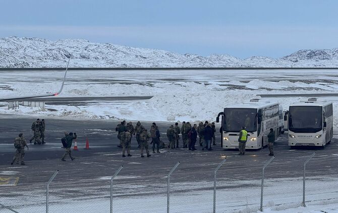 Bundeswehr-Team kommt abends auf Grönland an