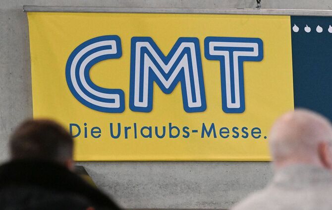 Beginn der Messe Caravan, Motor und Touristik (CMT)