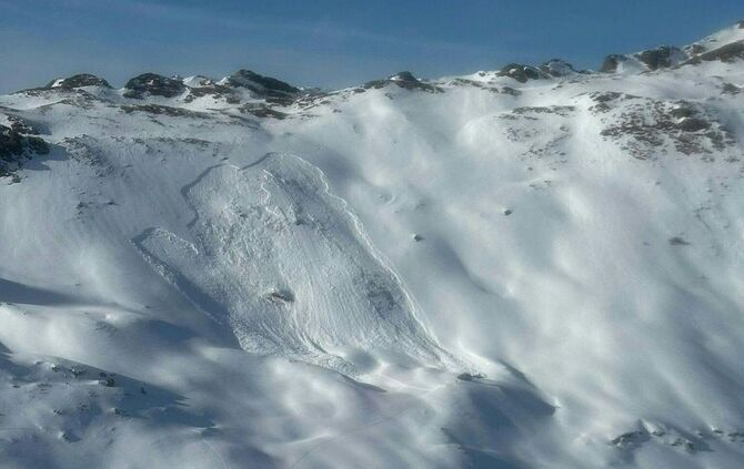 Fünf Tote bei zwei Lawinenabgängen in Österreich