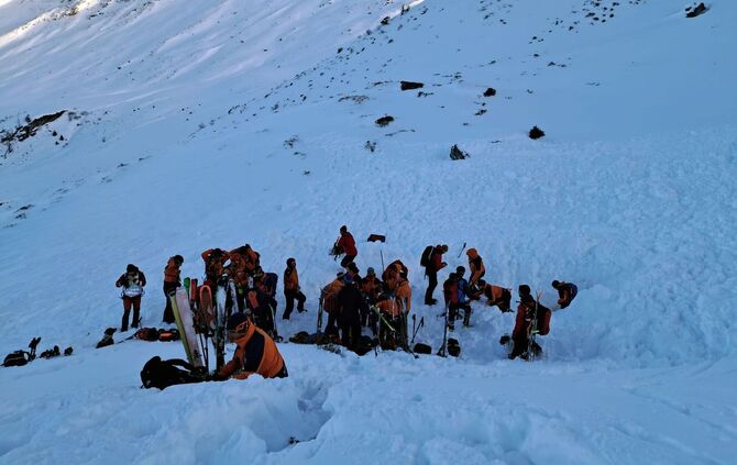 Fünf Tote bei zwei Lawinenabgängen in Österreich