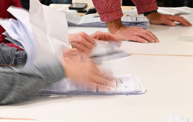 Auszählung Briefwahl