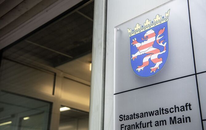 Die Staatsanwaltschaft ermittelt wegen dreifachen Mordverdachts. (Symbolbild)