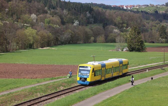 Verbindet das Wieslauf- mit dem Remstal: Die Wieslauftalbahn.
