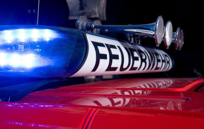 Im Alb-Donau-Kreis wurde die Feuerwehr zu einem Wohnungsbrand gerufen. (Symbolbild)