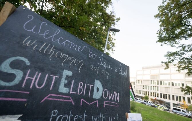 Protestcamp gegen israelische Rüstungsfirma in Ulm