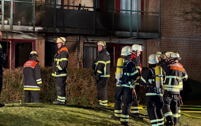 Ein Toter bei Brand in Hamburger Pflegeheim