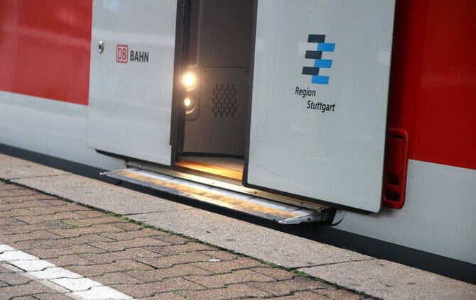 Auf der Strecke zwischen Marbach (N) und Backnang konnte wegen einer Streckenstörung keine S-Bahnen der Linie S4  (Symbolbild).