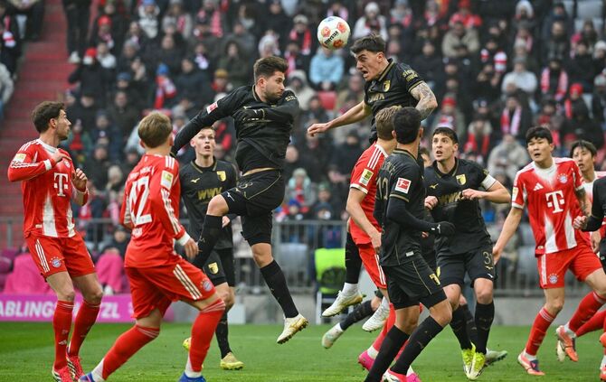 FC Bayern München - FC Augsburg